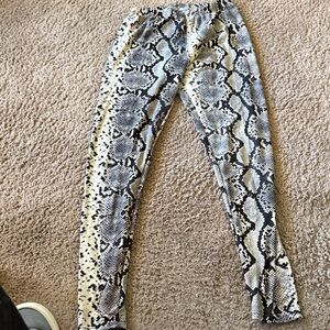 Snakeskin Print Leggings